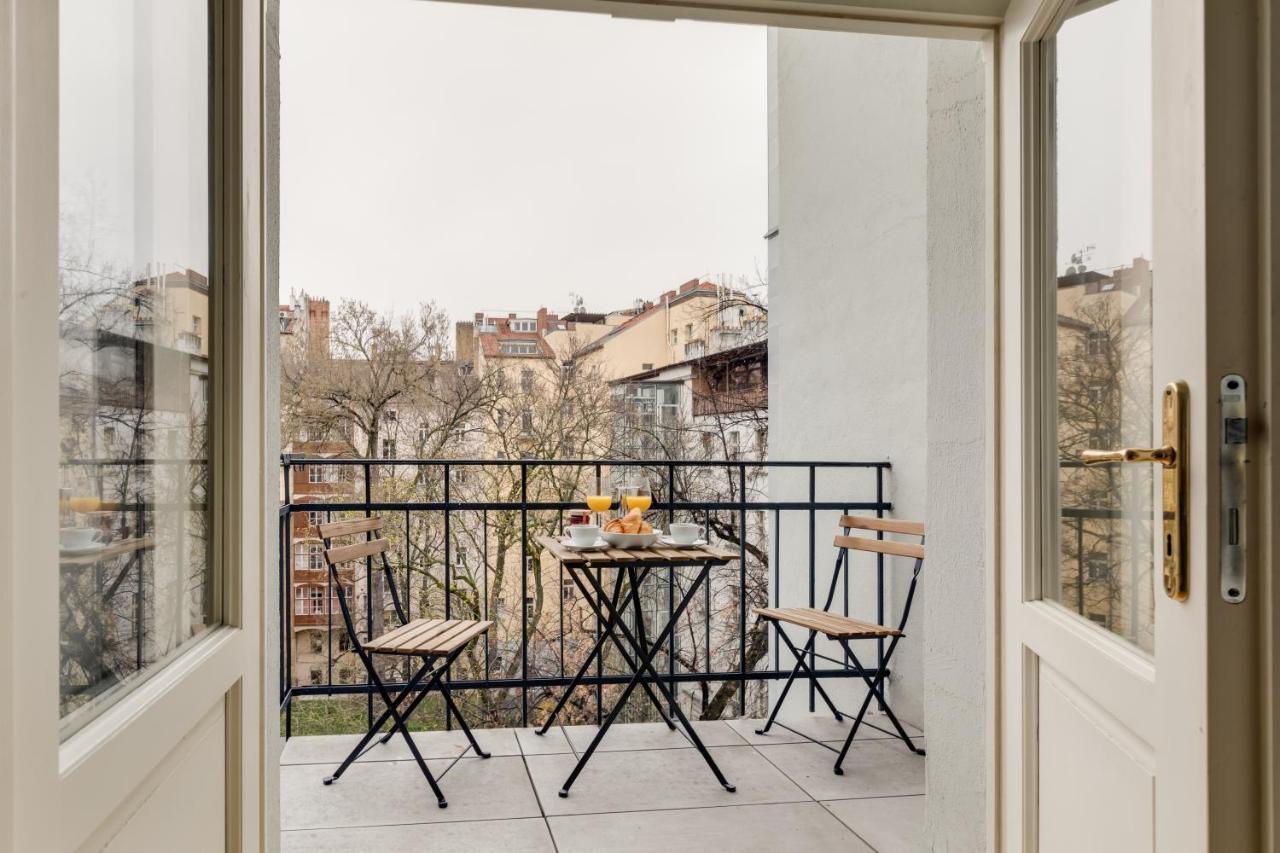 JT's Apartments Spanelska str. Prag Exteriör bild